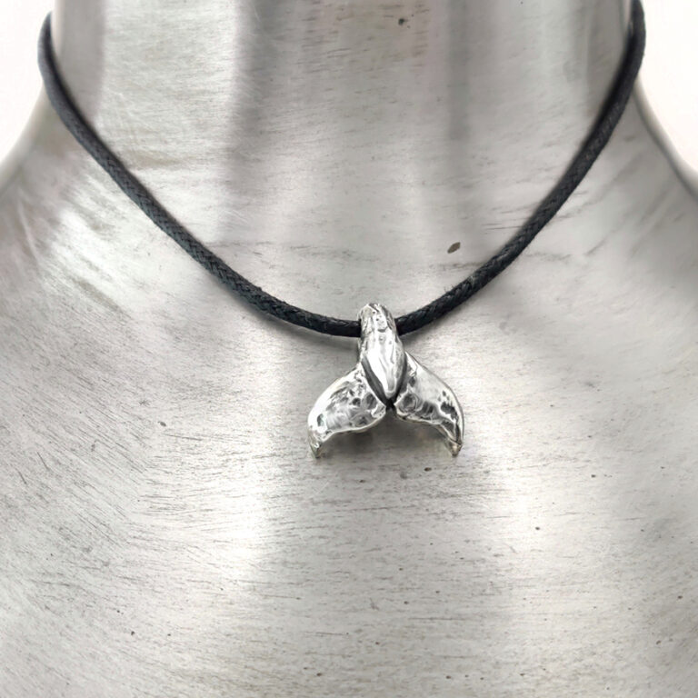 CIONDOLO CODINA BALENA