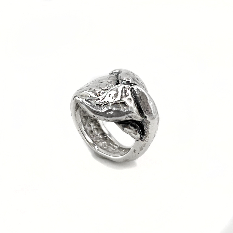 anello coda balena foto 2