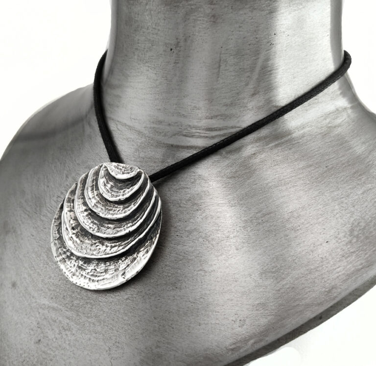 collana conchiglia tzu foto 3