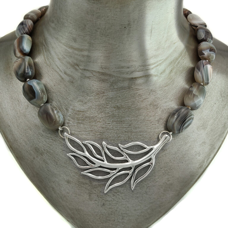 collana foglie foto 2