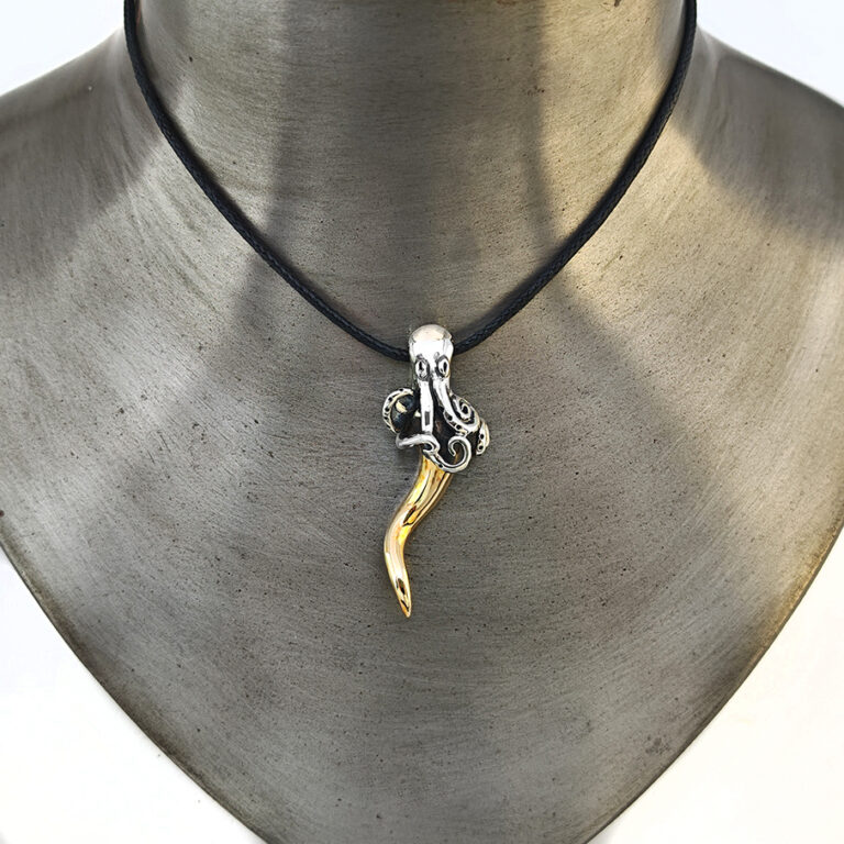 ciondolo polpo corno br 2